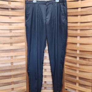 Greg Norman Attack Life Black Pants Men 36 x 32 Golf Flat Front Slacks Polyester